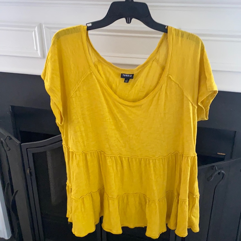 Mustard Torrid Top (Torrid Size 1)